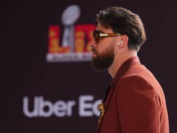 Travis Kelce Unrecognizable to Fans in New Public… 