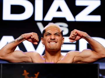 Undefeated Boxer Arrested on Gun, Theft… 