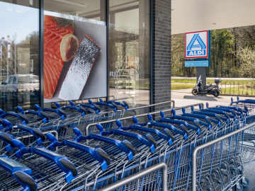 Popular Discount Grocery Chain Announces Major News Amid 