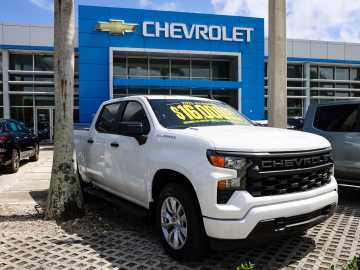 GM Has Bad News For Truck Owners As Tariffs Loom… 
