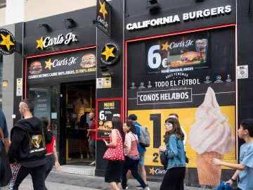 Popular Fast Food Chain 