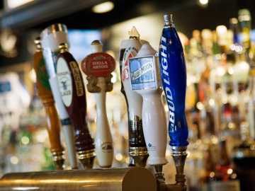 Popular Colorado Bar Closing After Nearly a Decade in… 
