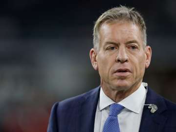 Troy Aikman Predicts Super Bowl LX… 