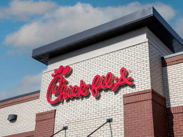 Popular Regional Fast Food Chain to Challenge Chick-fil-A with New Menu… 