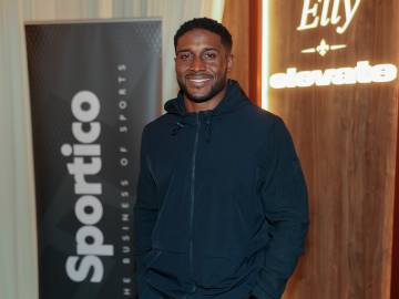 Reggie Bush Swears by This One Daily Habit for Staying Strong and… 