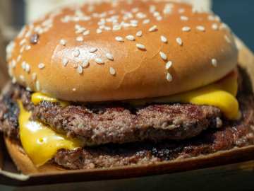 Burger Chain Mooyah Opening New Location on May… 