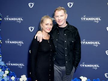 Bobby Flay Gushes Over New Girlfriend Brooke… 