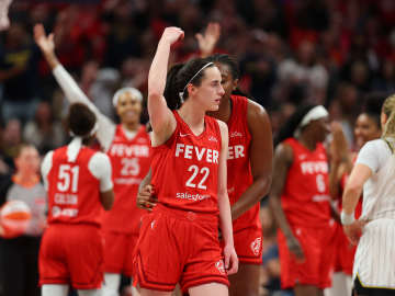 Caitlin Clark Sends 7-Word Message to LeBron… 