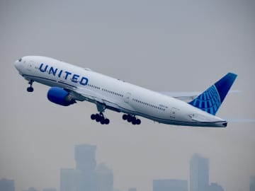 United Airlines Announces New Offering for First Class… 