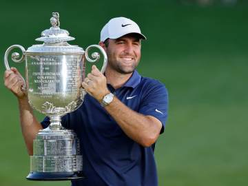 Golf Fans All Have Same Problem With Scottie… 