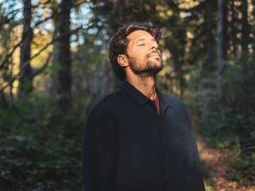 The Breathing Hack That Enhances Focus and Lowers Cortisol… 
