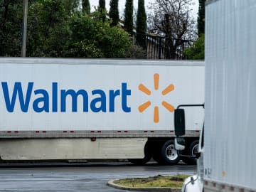 This Metal Rolling Garage Storage Cabinet Is Nearly 50% Off at Walmart, and It Ships for… 