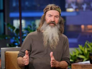 Phil Robertson’s Final 3 Words to Sadie Huff Will Leave You… 