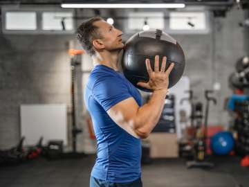 Strength and Conditioning Specialist Reveals the 5 Exercises Every Man Needs to Do to Maximize… 