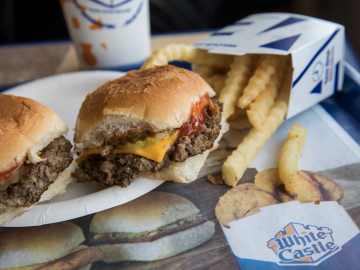 White Castle Customers Can Get 17 Big Deals in Summer… 