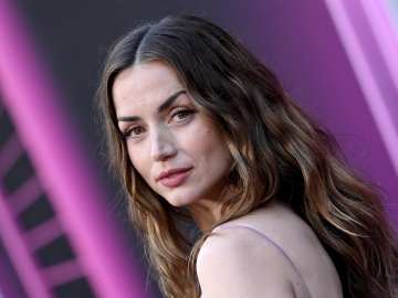 Ana de Armas Subtly Addresses the Tom Cruise Dating Rumors… 