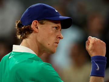 Tennis Star Jannik Sinner Has Heartfelt Moment With Fan After Roland Garros… 