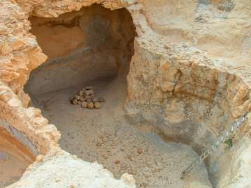 1,600-Year-Old, Byzantine-Era Mosaic Finally Revealed to… 