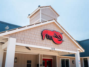 Red Lobster Announces Changes After… 