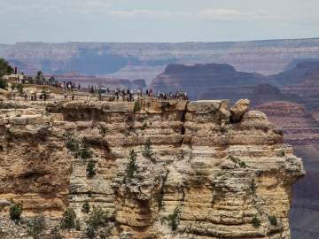 13 Hikers Rescued in Grand Canyon Within a Week, and Authorities Have Pinpointed a… 