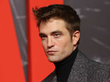 Robert Pattinson