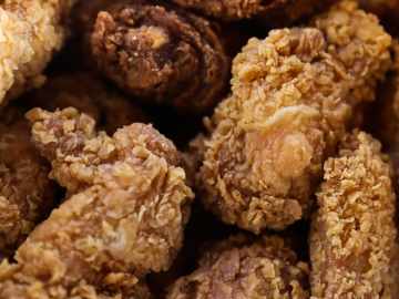 Beloved Fried Chicken Chain Warns of Closing All… 