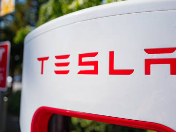 Design Refresh of Tesla’s Flagship Cars Isn’t Landing With… 