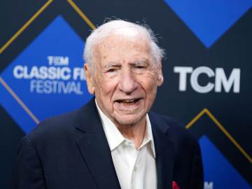 38 Years Later, Mel Brooks Makes Big Announcement About ‘Spaceballs’… 