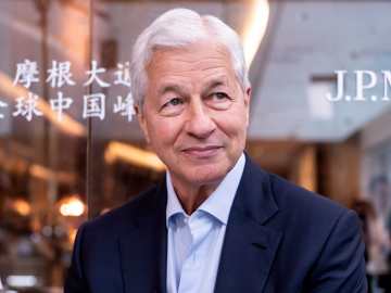 JPMorgan CEO Jamie Dimon Raises Red Flags About the Economy’s… 