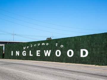 10 Injured in Car Crash Following Soccer Match in Los Angeles… 