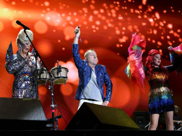 Iconic ‘80s Band The B-52s Makes Surprise Announcement 3 Years After Farewell… 