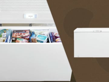 Walmart Has a Gigantic Frigidaire Chest Freezer for $200 Off, and Shoppers Say It Can Hold a Ton of… 