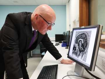 Can a Laser Replace MRI Scans? One Bold Experiment Says… 