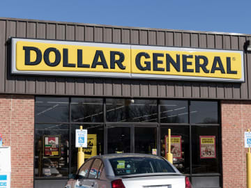 Is Dollar General Open on Labor Day? Here