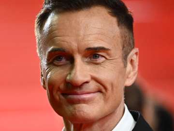 Julian McMahon Cause of Death: How did the Actor… 