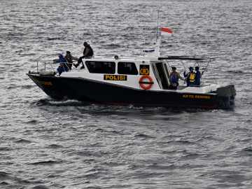At Least 3 People Dead After Ferry Bursts Into Flames:… 