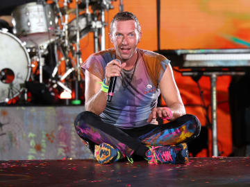 Astronomer Drops New Video Featuring Chris Martin