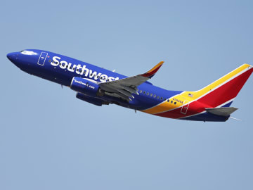 Southwest Flight From Burbank to Las Vegas Suddenly Drops, Terrifying… 