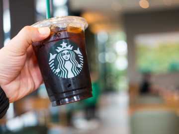 Starbucks Gives Popular Coffee Beverage a Juicy… 