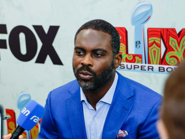NFL Legend Michael Vick Announces Start of Coaching… 