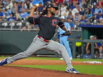 Pair of MLB Pitchers Indicted in Gambling… 