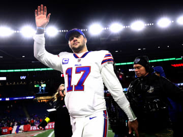 Josh Allen Spots Crying Fan After Signing Autographs, Returns to Make Young Fan’s… 