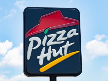 Pizza Hut’s $2 Pizza Deal Will Extend Past July—Here’s What We… 