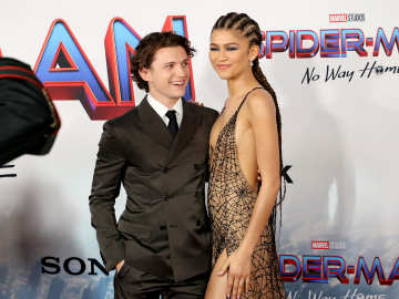 Tom Holland Turns Heads With New Spider-Man Costume… 
