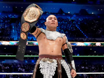 Triplemania XXXIII Smashes Multiple… 