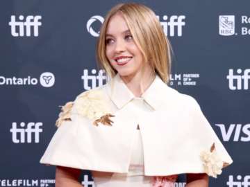 Sydney Sweeney Looks Unrecognizable on Set of New Boxer… 