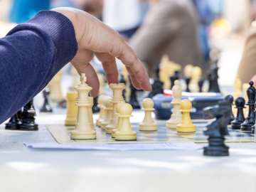 Chess Grandmaster, 17, Charged With Assaulting Woman After… 