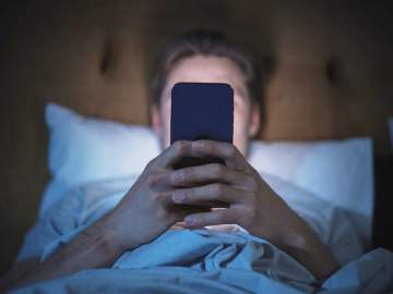 Doctor Warns of Health Risks for Night… 