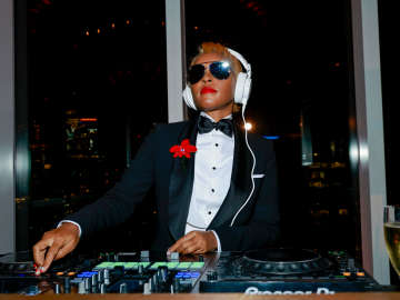 Janelle Monáe Wows in Unbelievable E.T. Halloween… 