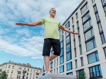 How Long You Can Balance on One Leg Reveals This About Your Biological… 